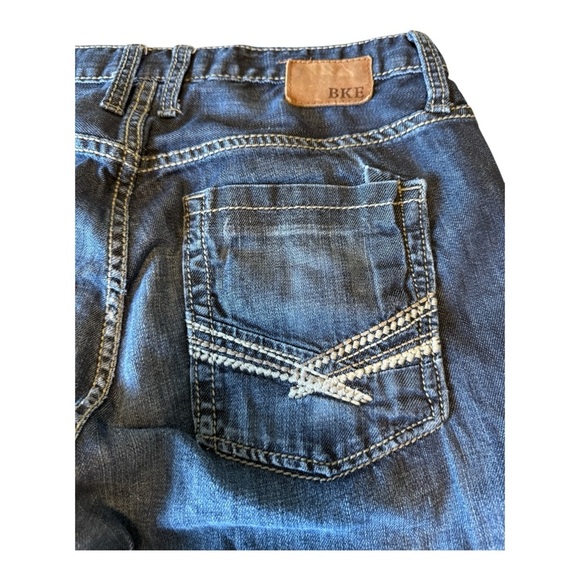 Buckle BKE Derek Bootleg Men’s Blue Denim Jeans Wiskering Western Bootcut 33S - Picture 2 of 10